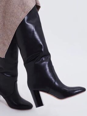 Loeffler Randall Goldy Tall Leather Boots Size 9.5 Pull On Black Almond Toe